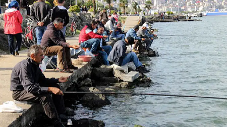 Güneş Yüzünü Gösterdi, Sahiller Hareketlendi