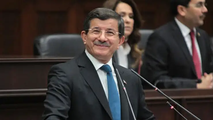 Başbakan Davutoğlu'ndan emeklilere müjdeli haberler