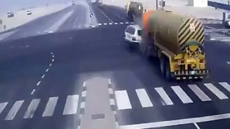 Dikkatsizlik ikisinin de canına mal oldu