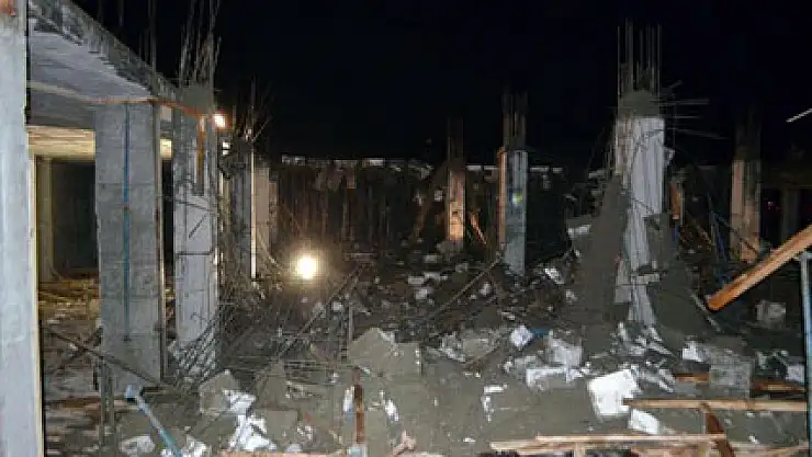 Üniversite inşaatında iskele çöktü: 5 yaralı