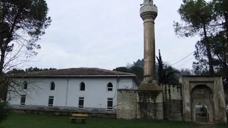 Tarihi caminin restorasyonu durdu