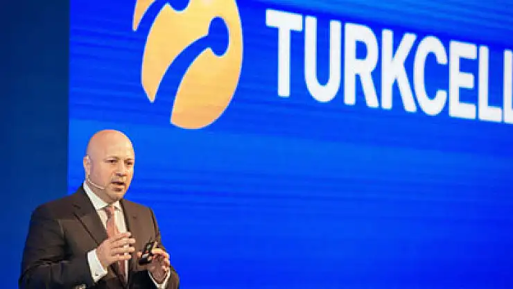 Çifte rekor Turkcell'e hedef büyüttürdü