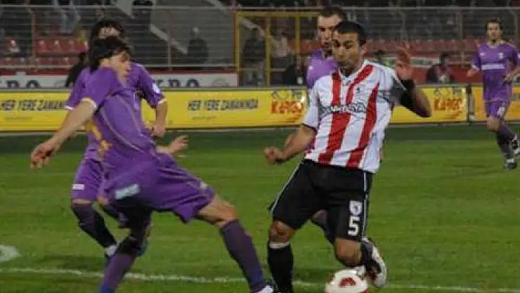 Samsunspor kayıpsız geçmek istiyor