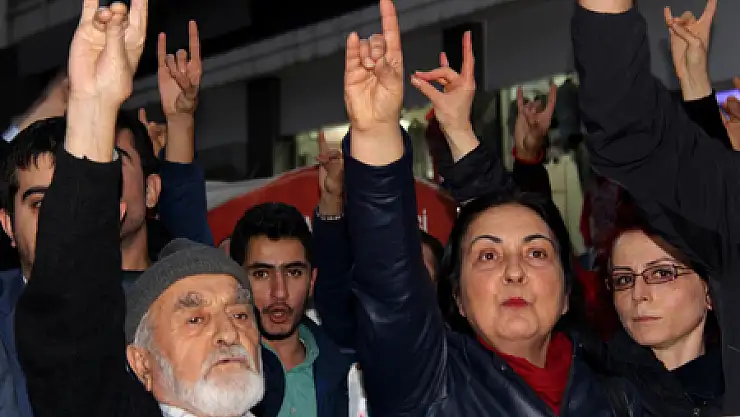 Ülkü Ocakları'ndan Güney Azerbaycan Türklerine Destek