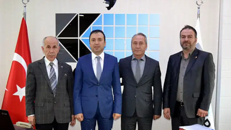 MOBİLYACILAR FUARDAN ÜMİTLİ