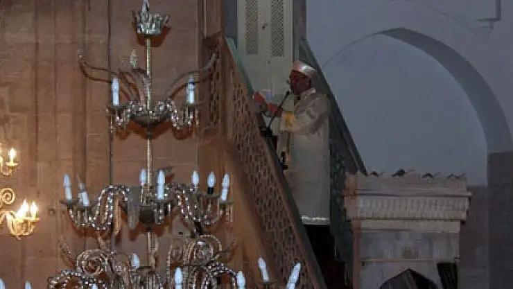 Hutbelerde 'Terörün Hedef Aldığı Din: İslam' anlatılacak