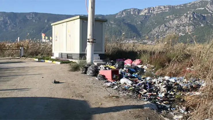 Türkiye'nin sörf merkezi çöplük oldu