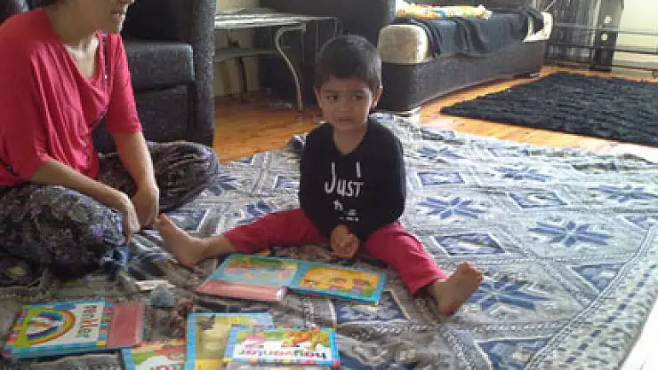 Minik Ayaz yardım bekliyor