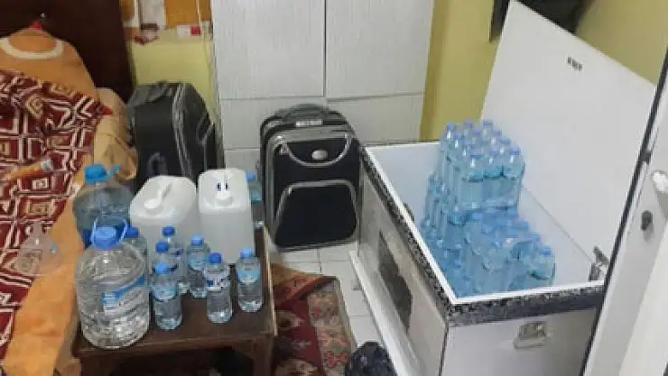 300 litre sahte içki ele geçirildi: 3 gözaltı