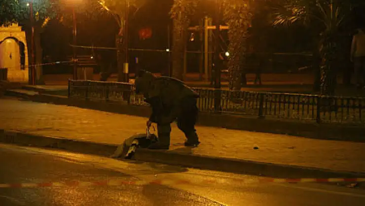 Şüpheli Poşetten Kıyafet Çıktı