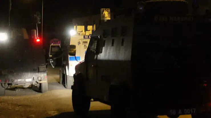 Siirt'te karakola bombalı saldırı