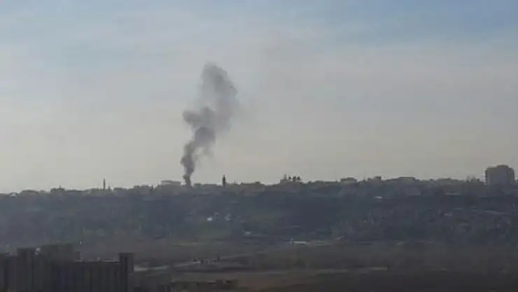 Sur'dan dumanlar yükseliyor
