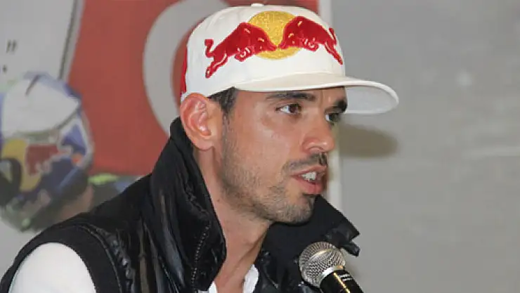 Kenan Sofuoğlu'ndan ağlatan mesaj