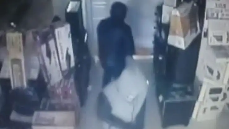1 dakikada 40 bin liralık hırsızlık