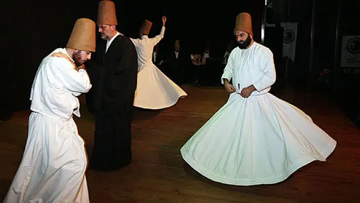 Mevlana, vuslatının 742'inci yılında Kartal'da anıldı