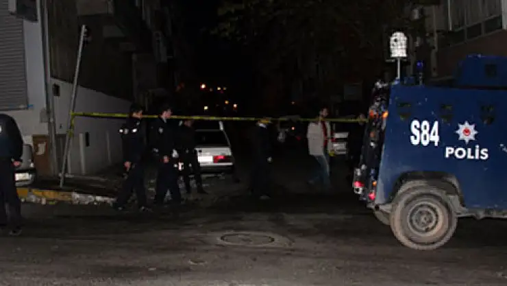 Hücre evine baskında çatışma çıktı: 2 terörist ölü, 4 polis yaralı!