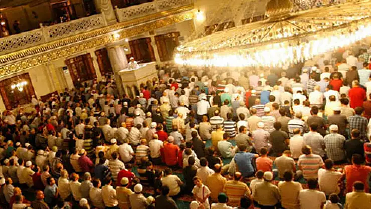 Mevlid Kandili nedir? Mevlid Kandili duası var mı? Mevlid Kandili'nde hangi ibadetler yapılmalı?