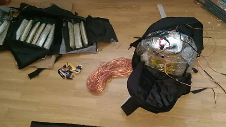 2 canlı bomba eylem hazırlığında yakalandı