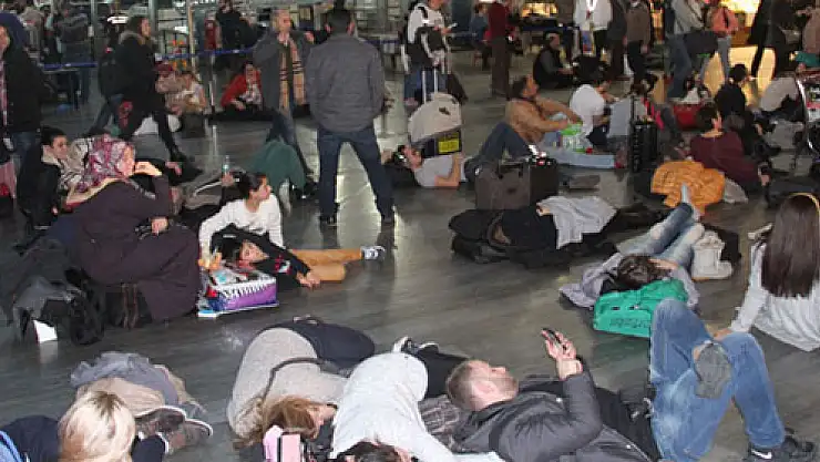 Atatürk Havalimanı'nı otele çevirdiler