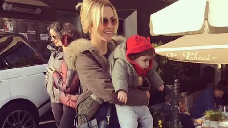 Ece Erken'e piyango vurdu