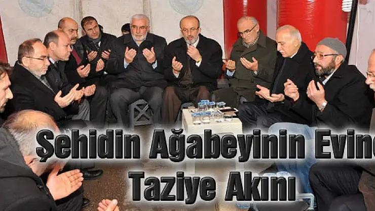 Şehidin Ağabeyinin Evine Taziye Akını