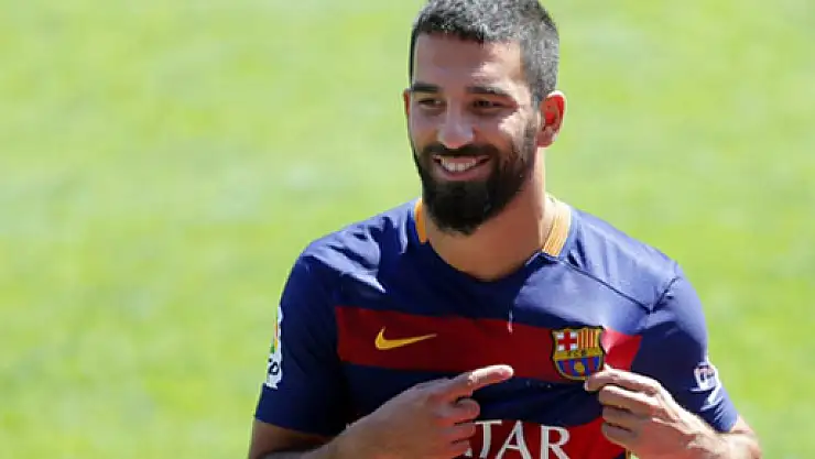 Arda Turan ilk 11'de
