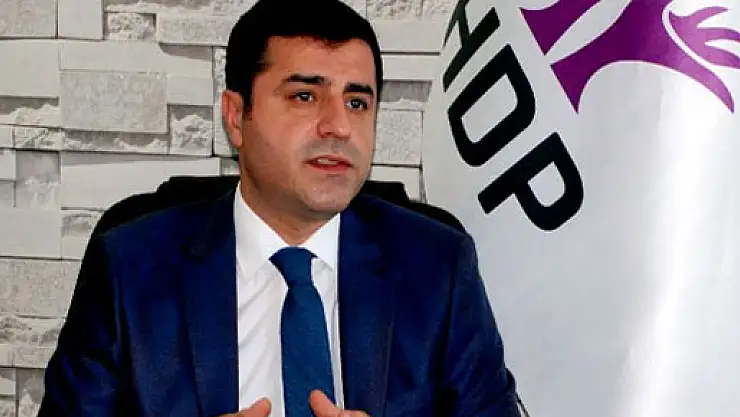 Demirtaş'tan Beyaz Show'da konuşan 'öğretmen' açıklaması