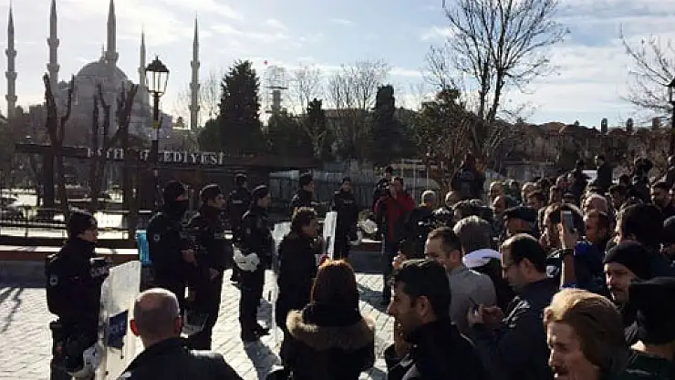 İstanbul Valiliği: 10 kişi öldü 15 kişi yaralı