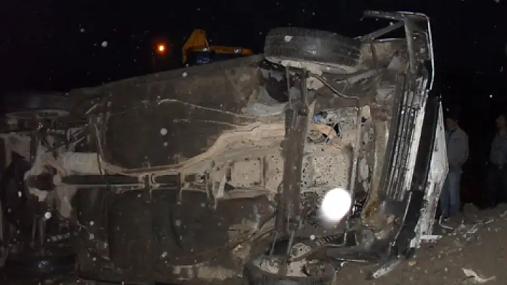 2 AYRI KAZA 5 YARALI