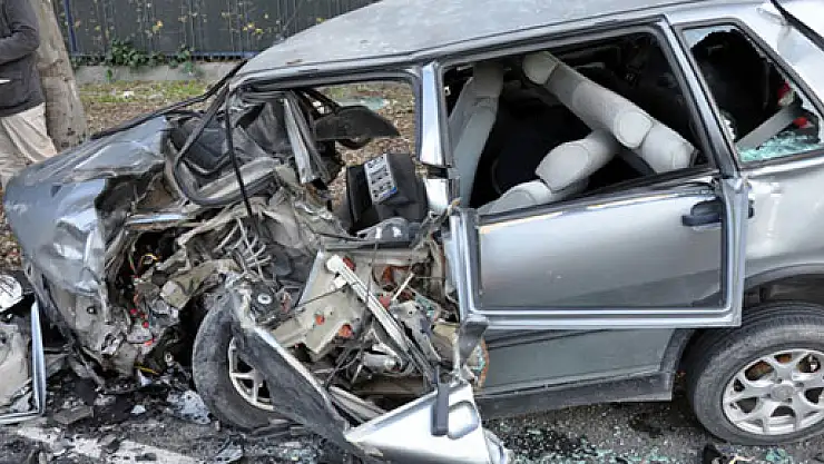 3 yıllık evli çifti kaza ayırdı