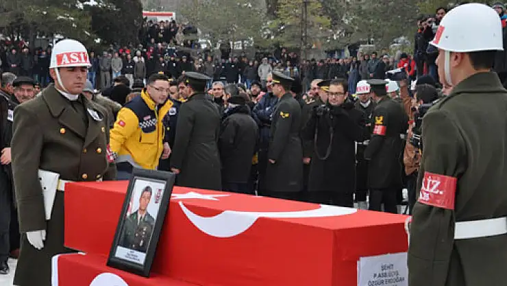 Şehidin babası: 'Senin yerine ben öleydim yavrum'