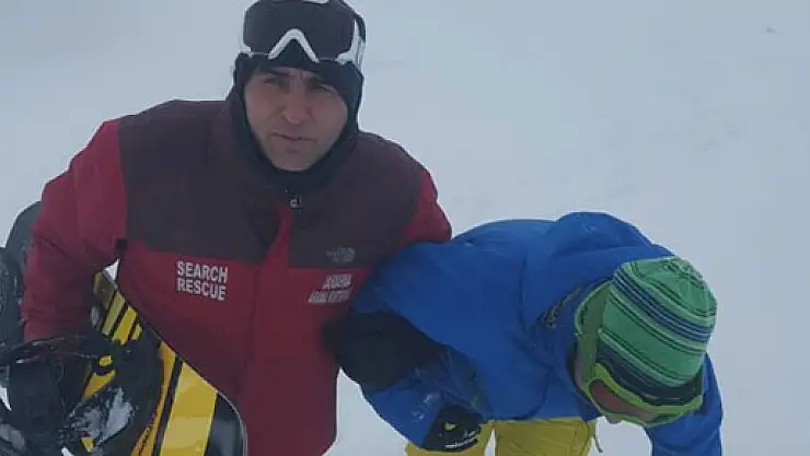 Uludağ'da kaybolan genci jandarma buldu