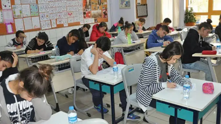 Okullar yarın açılıyor