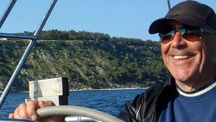 Emekli emniyet müdürü avlanmaya çıktığı gölde kayboldu