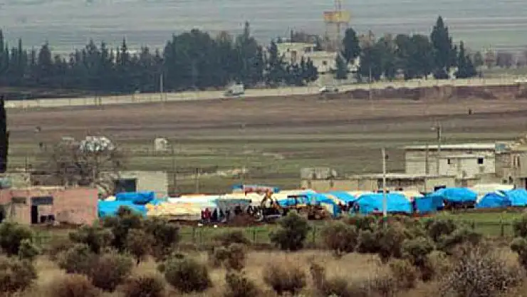 Naylon çadırda zorlu yaşam mücadelesi