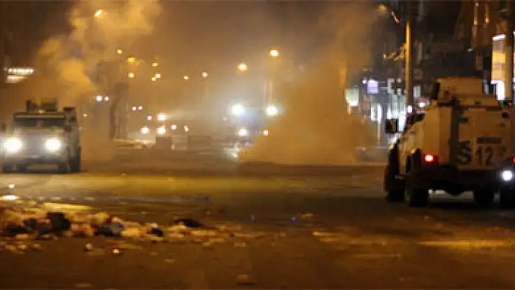 Diyarbakır'da olaylar sürüyor! Polise saldırdılar