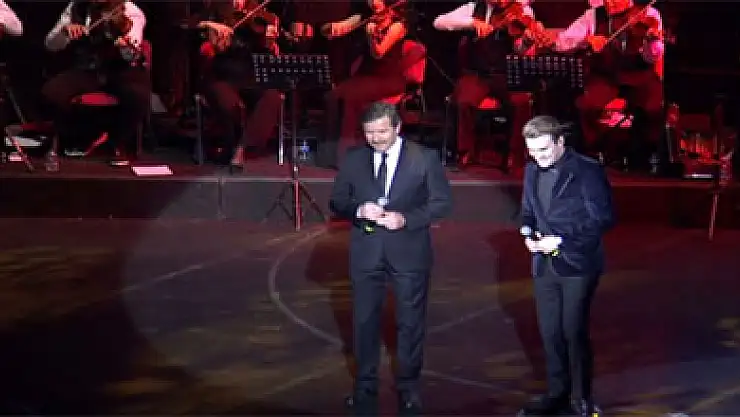 Spor camiası bu kez sahneye çıktı