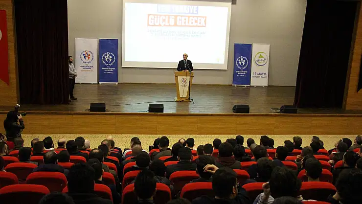 Başkan Yılmaz'dan Havaalanına Raylı Sistem Müjdesi