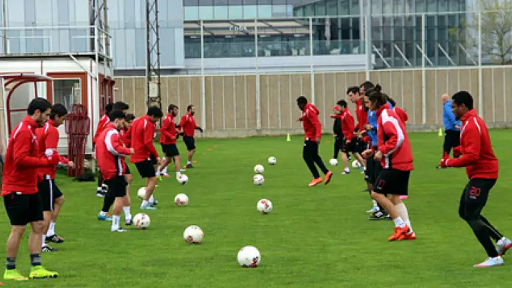 Samsunspor ile Karabükspor 28. Randevuya Çıkacak