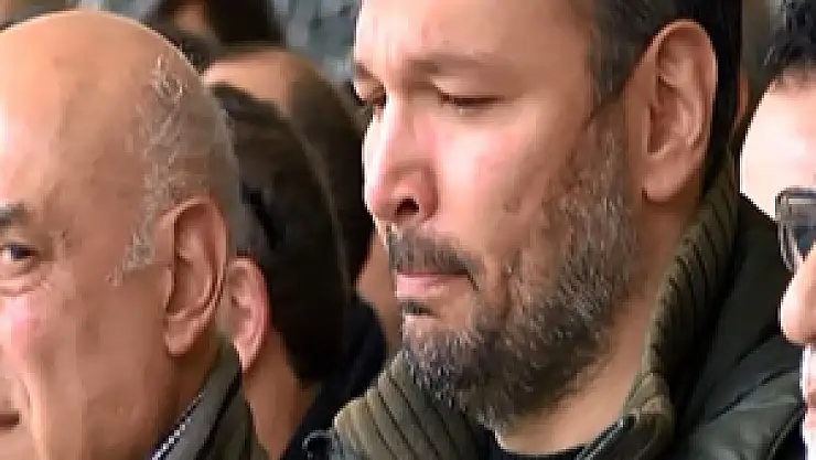 Sultan Sunal toprağa verildi