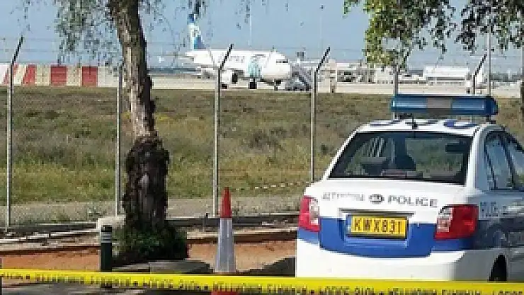 Mısır yolcu uçağı kaçırıldı