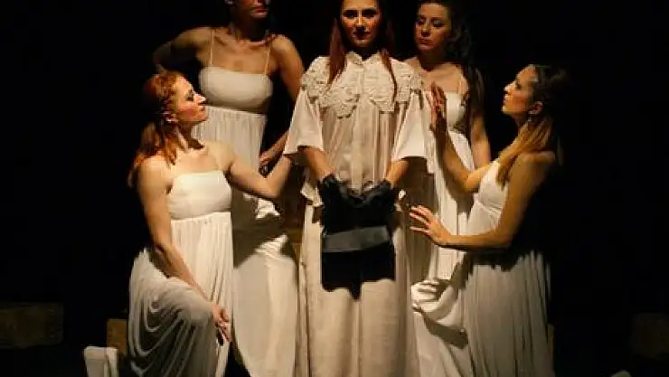 'Anadolu Kadınları' Yunanistan sınırında