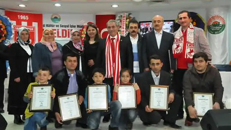 Bilinçli vatandaşlar altın sahibi oldu