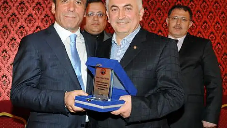 Canik'te Eğitime katkı ödülsüz kalmadı