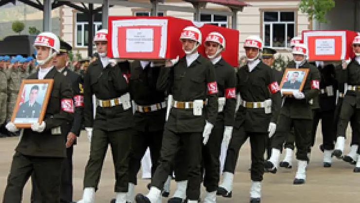 Nusaybin şehitleri gözyaşlarıyla uğurlandı