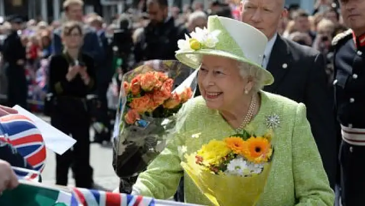 Kraliçe Elizabeth 90 yaşında