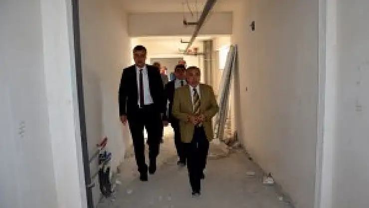 KAYMAKAM ARSLAN OKUL İNŞAATLARINDA İNCELEMELERDE BULUNDU