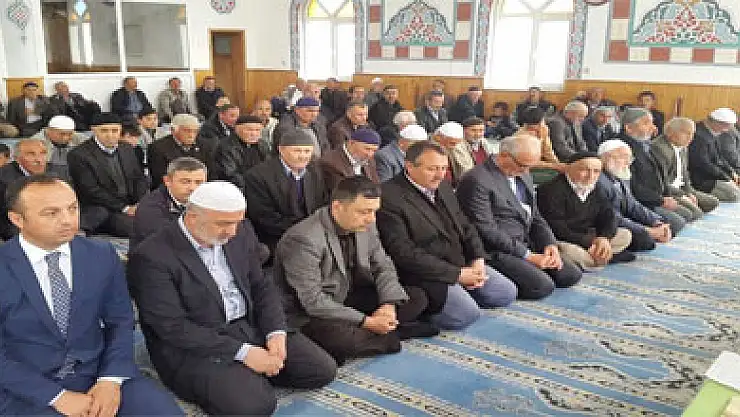 ŞEHİT ONBAŞI İÇİN MEVLİT OKUTULDU