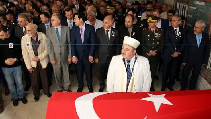 KORE GAZİSİ SON YOLCULUĞUNA UĞURLANDI