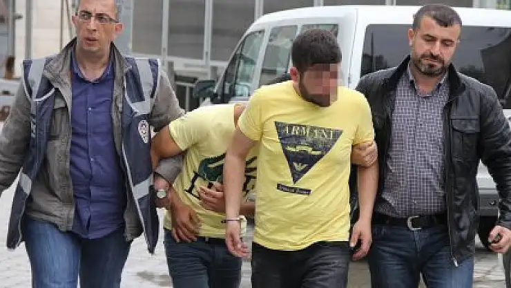 Çaldıkları Plakayı Taktıkları Araca Mazot Alıp Para Ödemeden Kaçtılar